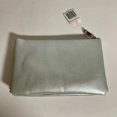 LOT 27 L: Kate Spade "Harlee" Pink Sunglasses, INC Black Bead Bag, NWT Indigo Soul Silver Bag, & More