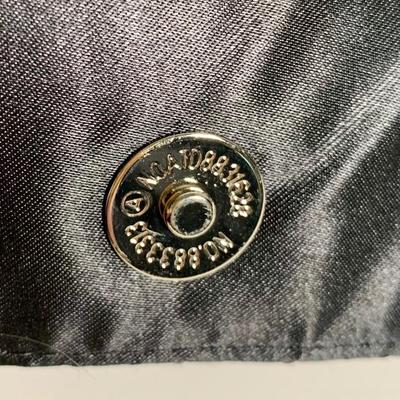 LOT 27 L: Kate Spade "Harlee" Pink Sunglasses, INC Black Bead Bag, NWT Indigo Soul Silver Bag, & More