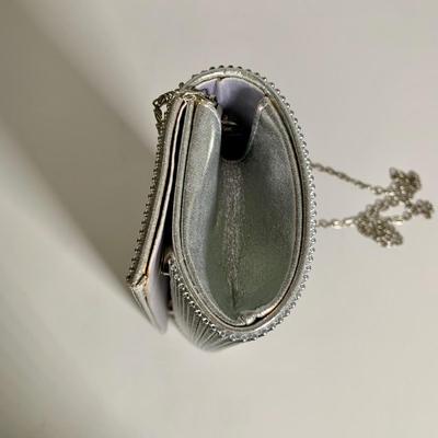 LOT 27 L: Kate Spade "Harlee" Pink Sunglasses, INC Black Bead Bag, NWT Indigo Soul Silver Bag, & More