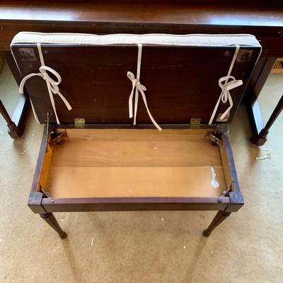 LOT 28 F: Lester Piano w/ Bench