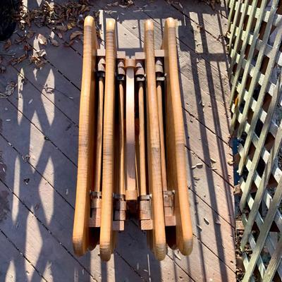 LOT 30 L: Set of 4 Vintage Solid Oak Wood Folding TV Tray Tables w/ Stand