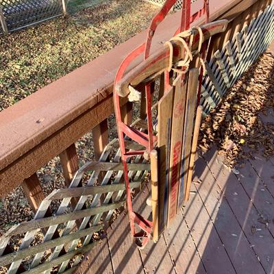 LOT 32 L: Vintage Wooden Kalamazoo Champion F-47 Sled