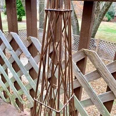 LOT 35 L: Set of 2 Eiffel Tower Wire Trellises / Garden Decor