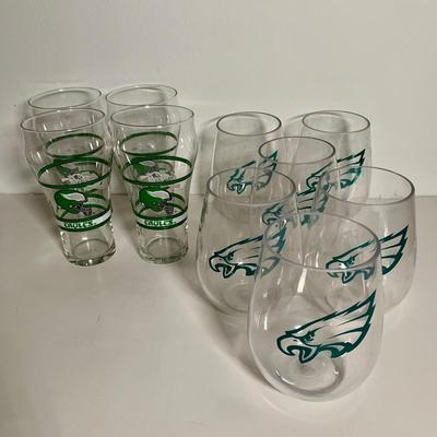 LOT 38 L: NFL Philadelphia Eagles Collection: Glass & Plastic Drinking Glasses, Hand Painted Sugar Skull, Glitter Lamp, & More