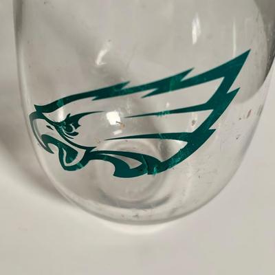 LOT 38 L: NFL Philadelphia Eagles Collection: Glass & Plastic Drinking Glasses, Hand Painted Sugar Skull, Glitter Lamp, & More