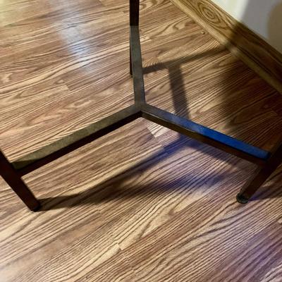 LOT 39 L: Set of 2 Circular Marble Top Tables w/ Metal Bases