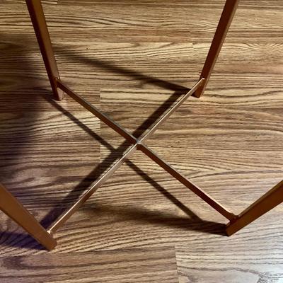 LOT 39 L: Set of 2 Circular Marble Top Tables w/ Metal Bases