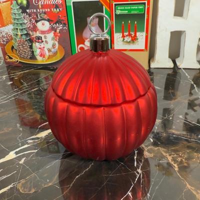 LOT 44D: Collection of Christmas Candles, Decor & More