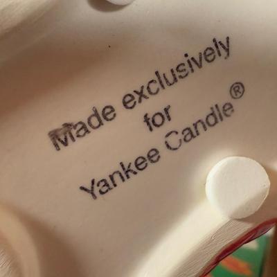 LOT 44D: Collection of Christmas Candles, Decor & More