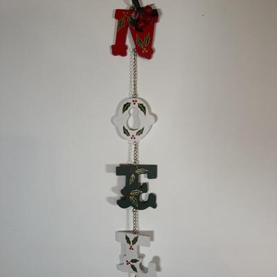 LOT 44D: Collection of Christmas Candles, Decor & More