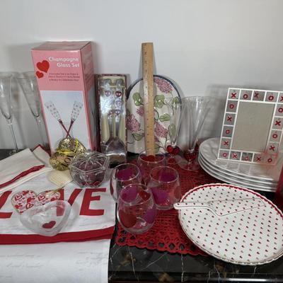 LOT 47D: Valentine’s Day Home Decor, Stemmed Glassware & Serving Dishes
