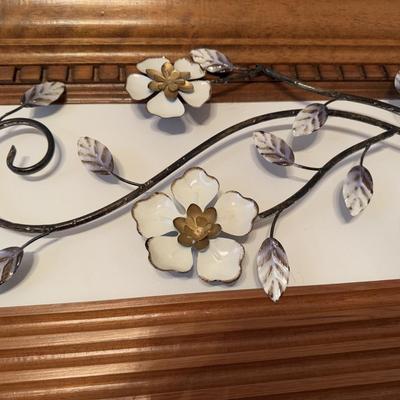 LOT 48K: Metal Butterfly Wall Decor & Floral Wall Decor