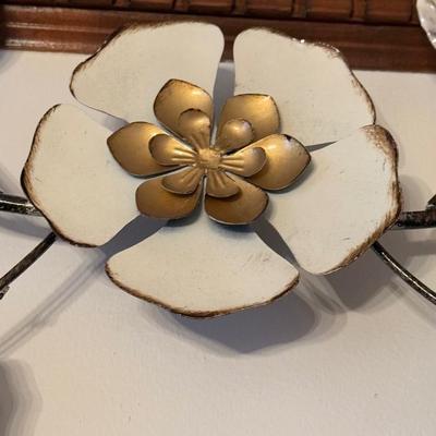 LOT 48K: Metal Butterfly Wall Decor & Floral Wall Decor