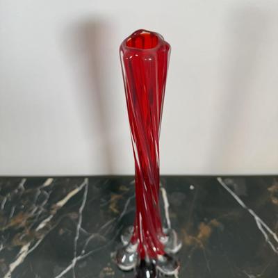 LOT 51D: Art Glass Rose, Vases & Cherub Tulip Lamp