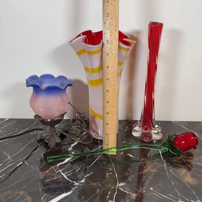 LOT 51D: Art Glass Rose, Vases & Cherub Tulip Lamp