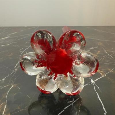 LOT 51D: Art Glass Rose, Vases & Cherub Tulip Lamp