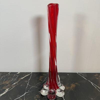 LOT 51D: Art Glass Rose, Vases & Cherub Tulip Lamp