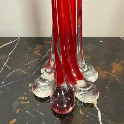 LOT 51D: Art Glass Rose, Vases & Cherub Tulip Lamp