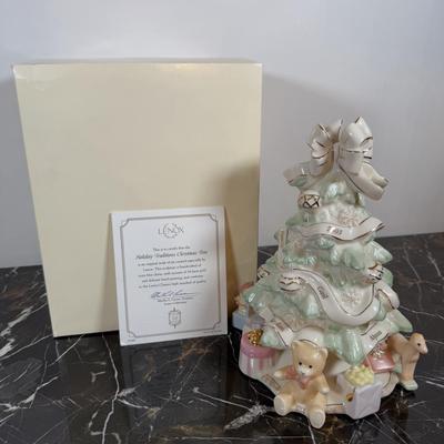 LOT 54D: Lenox Christmas Figurines & Ornaments