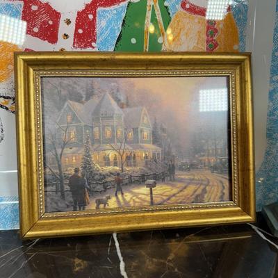 LOT 57F: Christmas Home Decor Collection