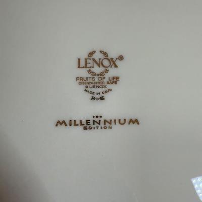 LOT 59D: Lenox Fruits of Life China Set - Service for 12