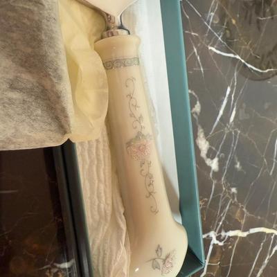 LOT 60D: Lenox Collection - Charleston Cake Plate, Bowls, Server & More