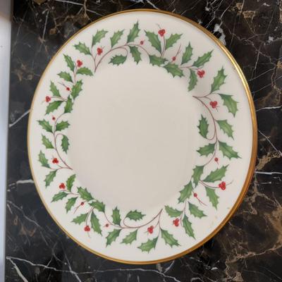 LOT 61G: Lenox - Special Dessert Plates & Serving Plate w/ Dimension Collection Holiday Dinner Plates