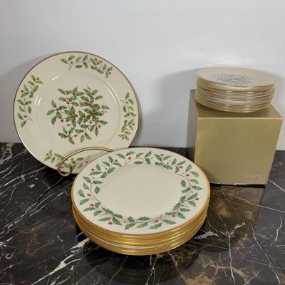 LOT 61G: Lenox - Special Dessert Plates & Serving Plate w/ Dimension Collection Holiday Dinner Plates