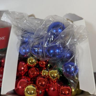 LOT 62D: Ornament Collection - 2002 Thomas Pacconi Classics, Ceramic Gold Trim Train & More