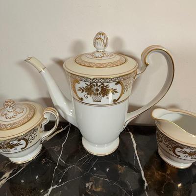 LOT 63D: Vintage Noritake Tea Serving Set 5567