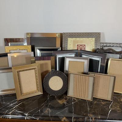 LOT 64D: Large Collection of Photo Frames - Malden, Broyhill & More