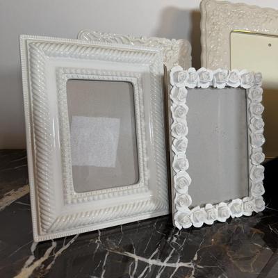 LOT 70F: White Photo Frames - Lenox, Nicole Miller, Valerie Bertinelli, Cynthia Rowley & More