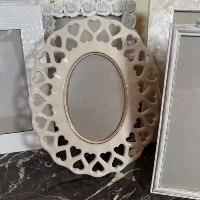 LOT 70F: White Photo Frames - Lenox, Nicole Miller, Valerie Bertinelli, Cynthia Rowley & More