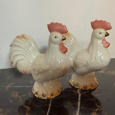 LOT 73K: Harvest Collection - Serving Dishes, Home Decor & More