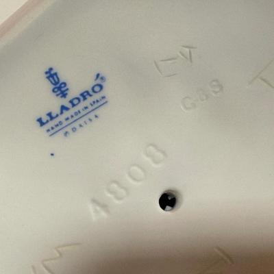 LOT 74K: Wedding Lladró 4808 Anniversary Photo Frames & More