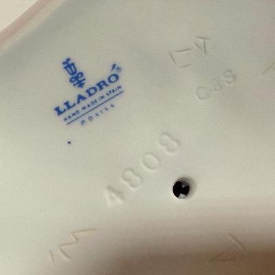 LOT 74K: Wedding Lladró 4808 Anniversary Photo Frames & More