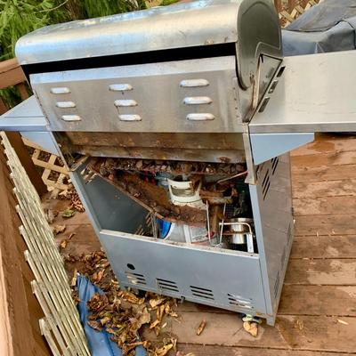 LOT 126 O: Nexgrill Model # 720-0830H