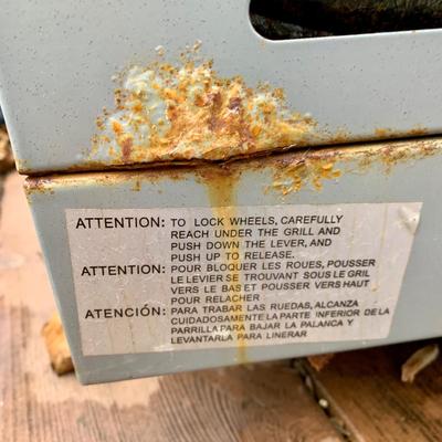 LOT 126 O: Nexgrill Model # 720-0830H