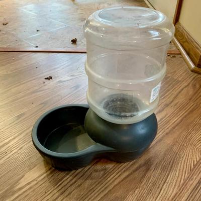 LOT 130 O & L: Pup N' Stuff Collection: 2 Mesh Outdoor / Indoor Dog Beds, Pet Hair Trimmer, Wooden Bone Shape Food & Water...