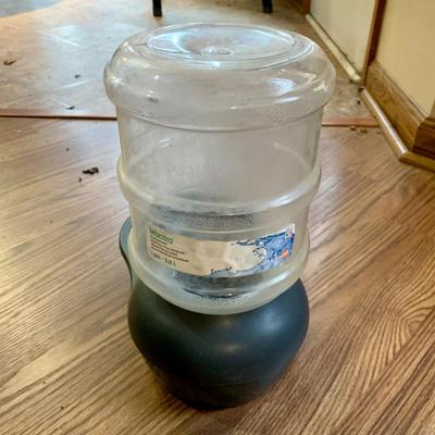 LOT 130 O & L: Pup N' Stuff Collection: 2 Mesh Outdoor / Indoor Dog Beds, Pet Hair Trimmer, Wooden Bone Shape Food & Water...