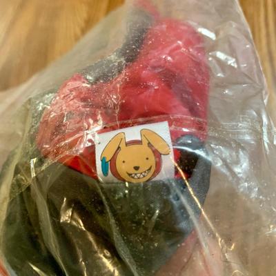 LOT 130 O & L: Pup N' Stuff Collection: 2 Mesh Outdoor / Indoor Dog Beds, Pet Hair Trimmer, Wooden Bone Shape Food & Water...