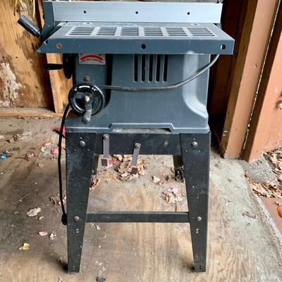 LOT 133 S: Craftsman 10" 2.5 HP Table Saw Model #137.218760