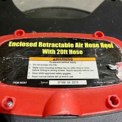 LOT 140 G: Brute 10 GAL 125 PSI Air Compressor Model #074004 w/ Extra Valve & Enclosed Retractable 20 ft Air Hose