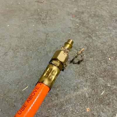 LOT 140 G: Brute 10 GAL 125 PSI Air Compressor Model #074004 w/ Extra Valve & Enclosed Retractable 20 ft Air Hose