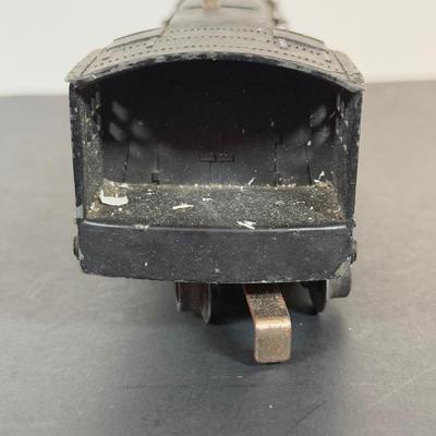 LOT 141D: Vintage Lionel 027 Locomotive