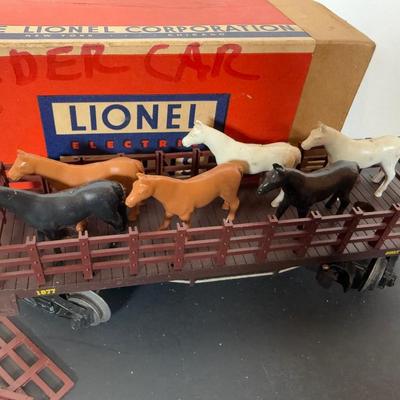 LOT 142D: Vintage Lionel Train Cars
