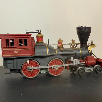 LOT 142D: Vintage Lionel Train Cars