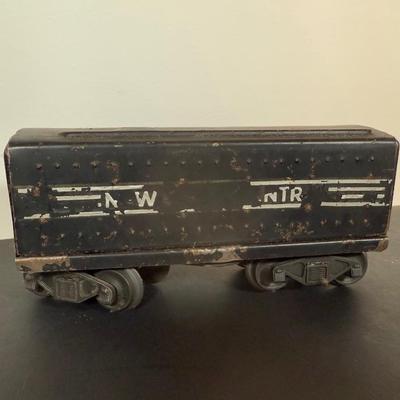 LOT 142D: Vintage Lionel Train Cars