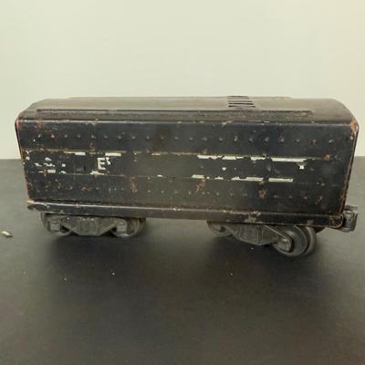 LOT 142D: Vintage Lionel Train Cars
