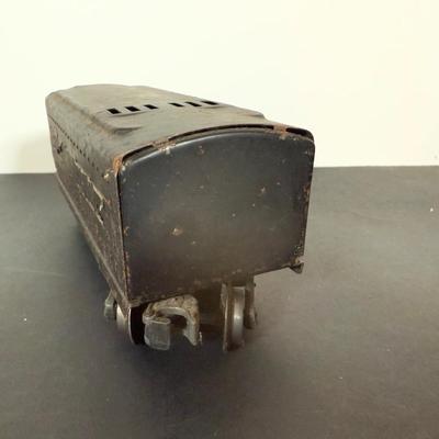 LOT 142D: Vintage Lionel Train Cars